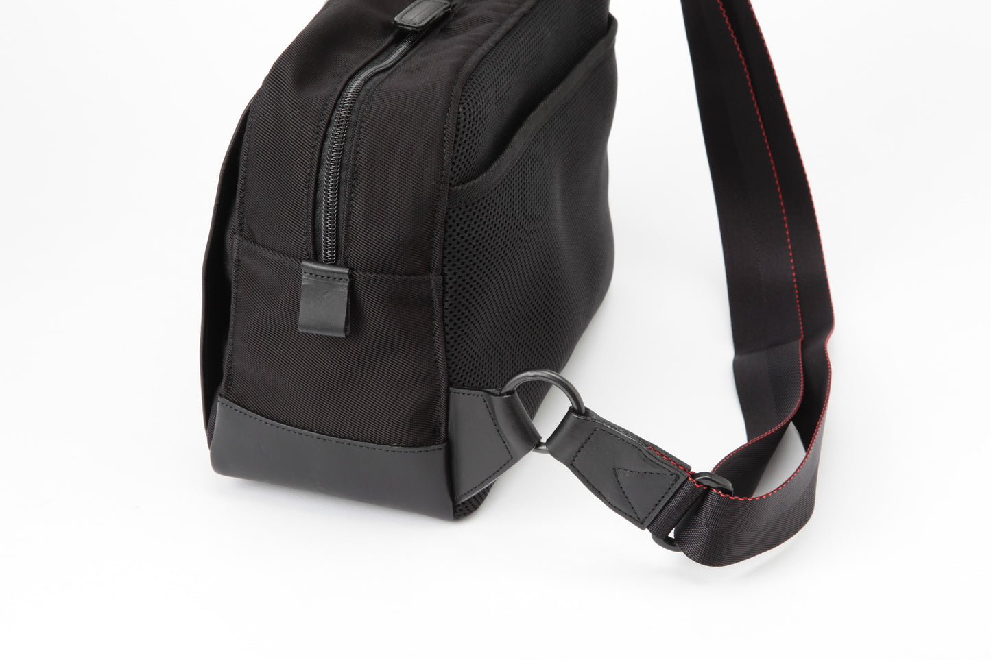 RR4 05C BLK, Sling-Kameratasche, schwarz